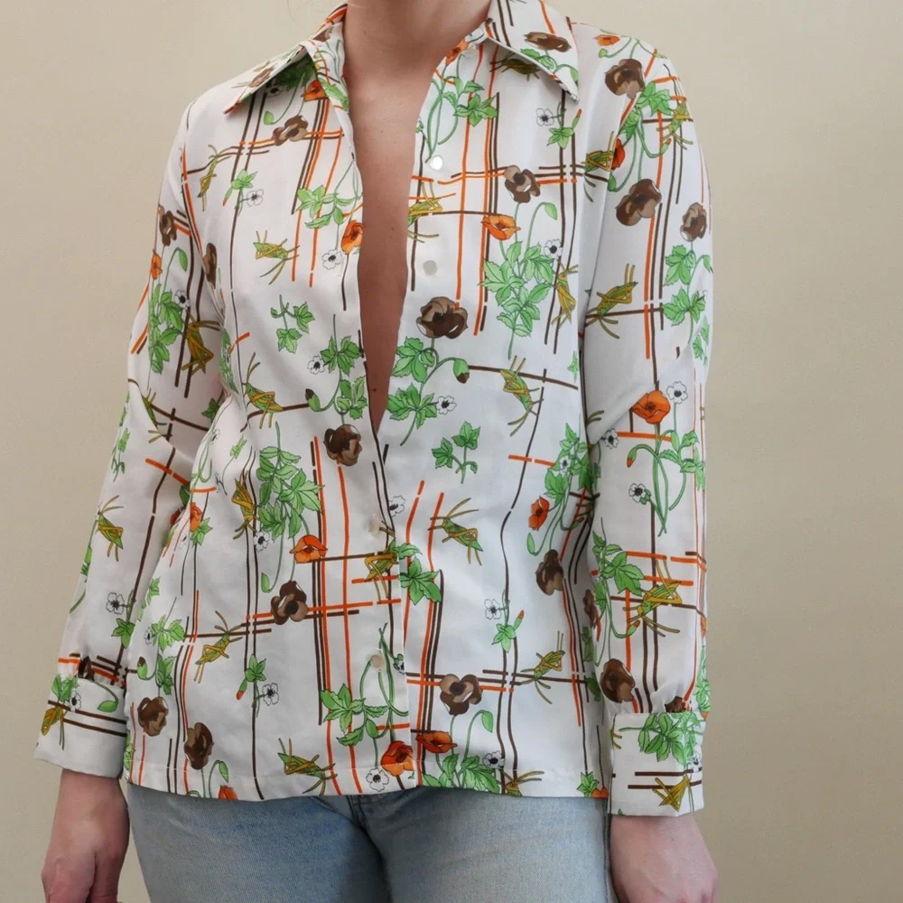 Vintage 70s Button Up Shirt Collared Bold Floral Print White + Green Pattern - Picture 4 of 7